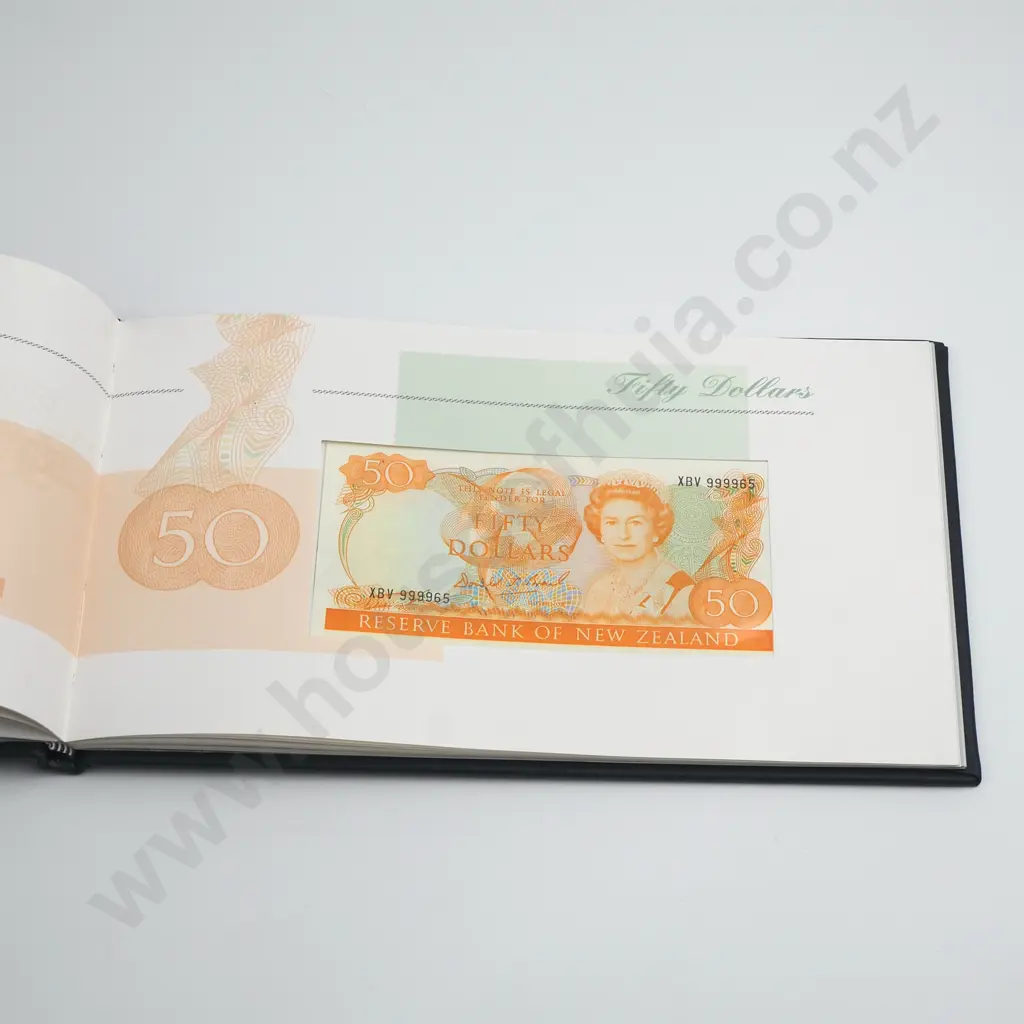 New Zealand "A Note Worthy Collection" Banknote Presentation Album incl Two Sets of $5/$10/$20/$50/$100 Image 1++