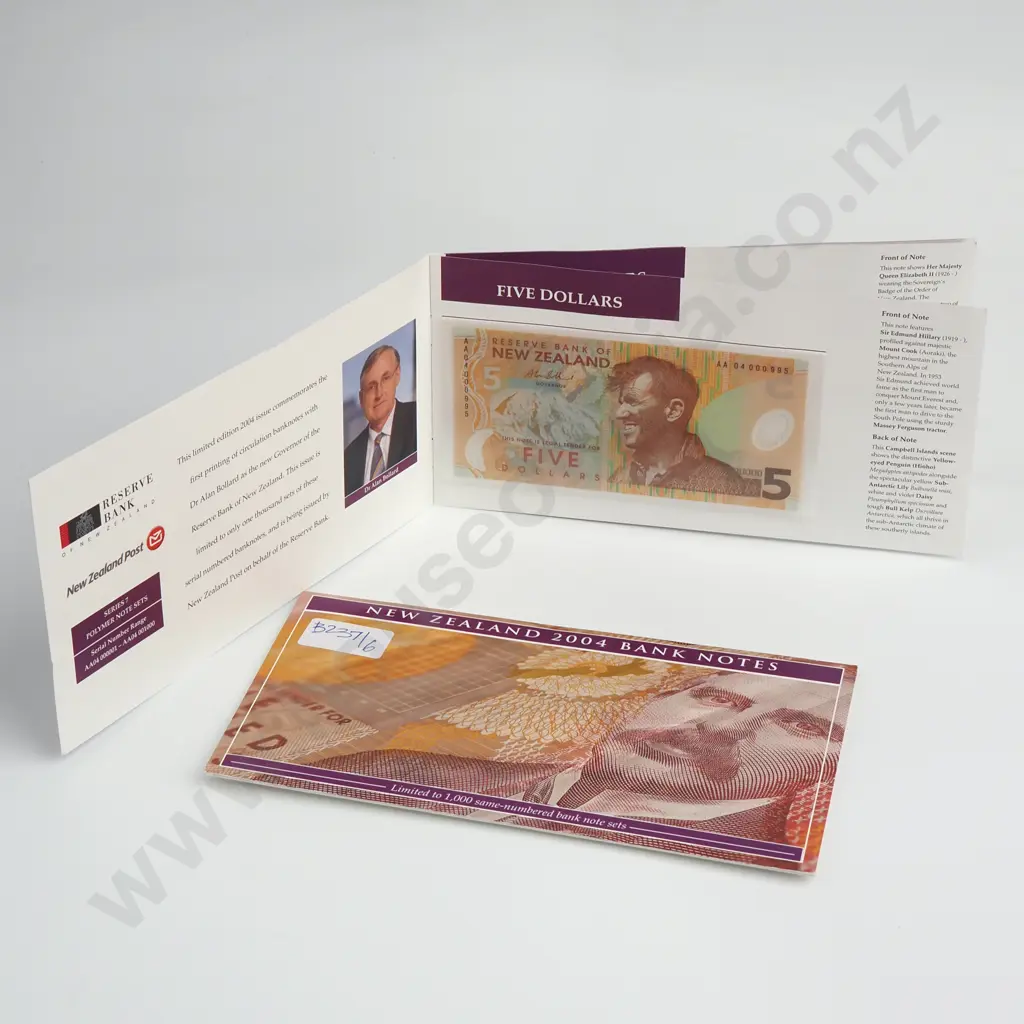 2004 NEW ZEALAND UNCIRCULATED BANKNOTE SET $5 $100 BOLLARD AA04 Image 1++