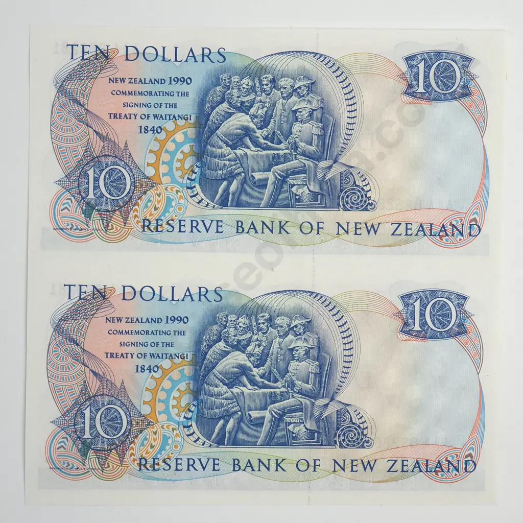 BRASH UNCUT PAIR 10 DOLLARS BANKNOTE 1990 P.176 Almost UNCIRCULATED CCV$60 Image 1++