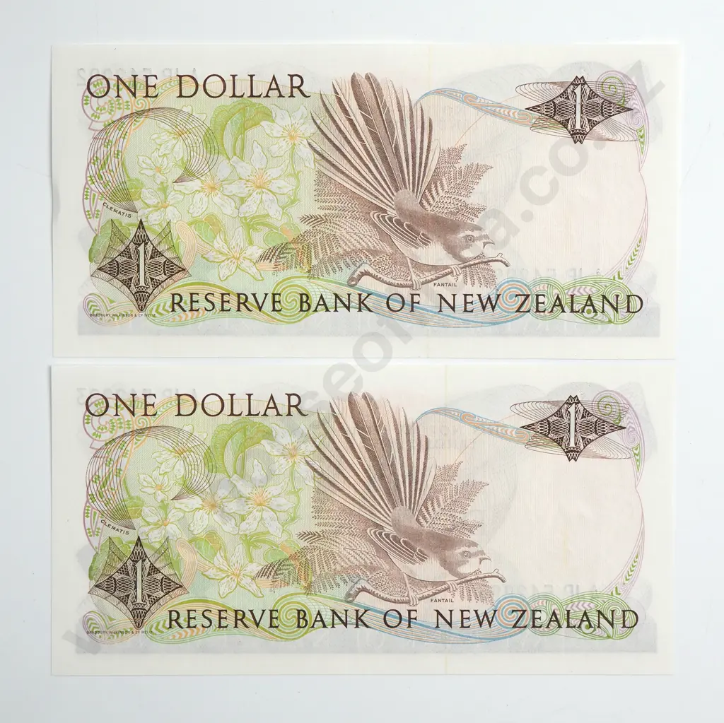 RUSSELL CONSEC PAIR 1 DOLLAR BANKNOTES UNCIRCULATED Image 1++