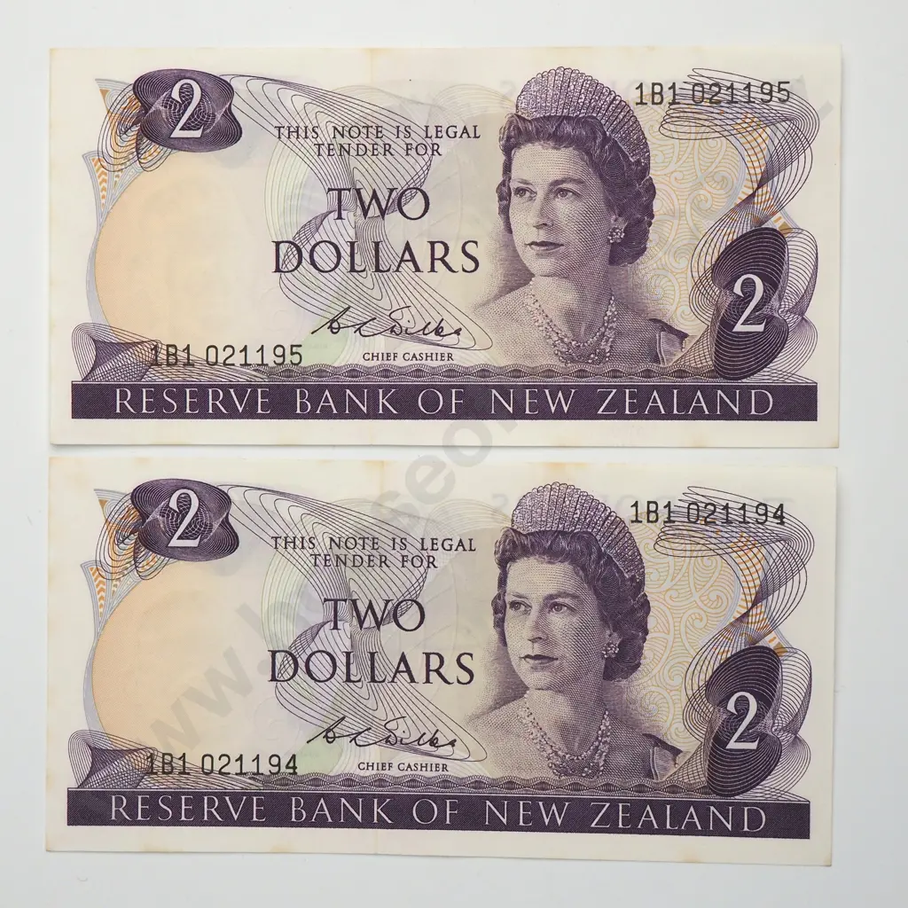 WILKS CONSEC PAIR 2 DOLLARS BANKNOTES ND(1968-75) P.164b UNCIRCULATED CCV$200 Image 1++