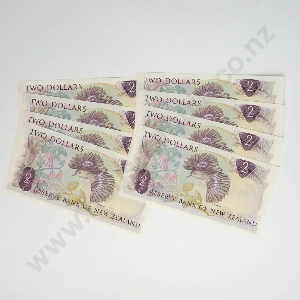 8 X CONSECUTIVELY NUMBERED 2 DOLLARS NOTES, KNIGHT SIGNATURES, PREFIXES 1S5, aUNC Image 1++