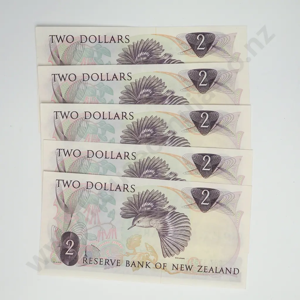KNIGHT CONSEC 5X 2 DOLLARS BANKNOTES ND(1975-77) P.164c Almost UNCIRCULATED CCV$175 Image 1++