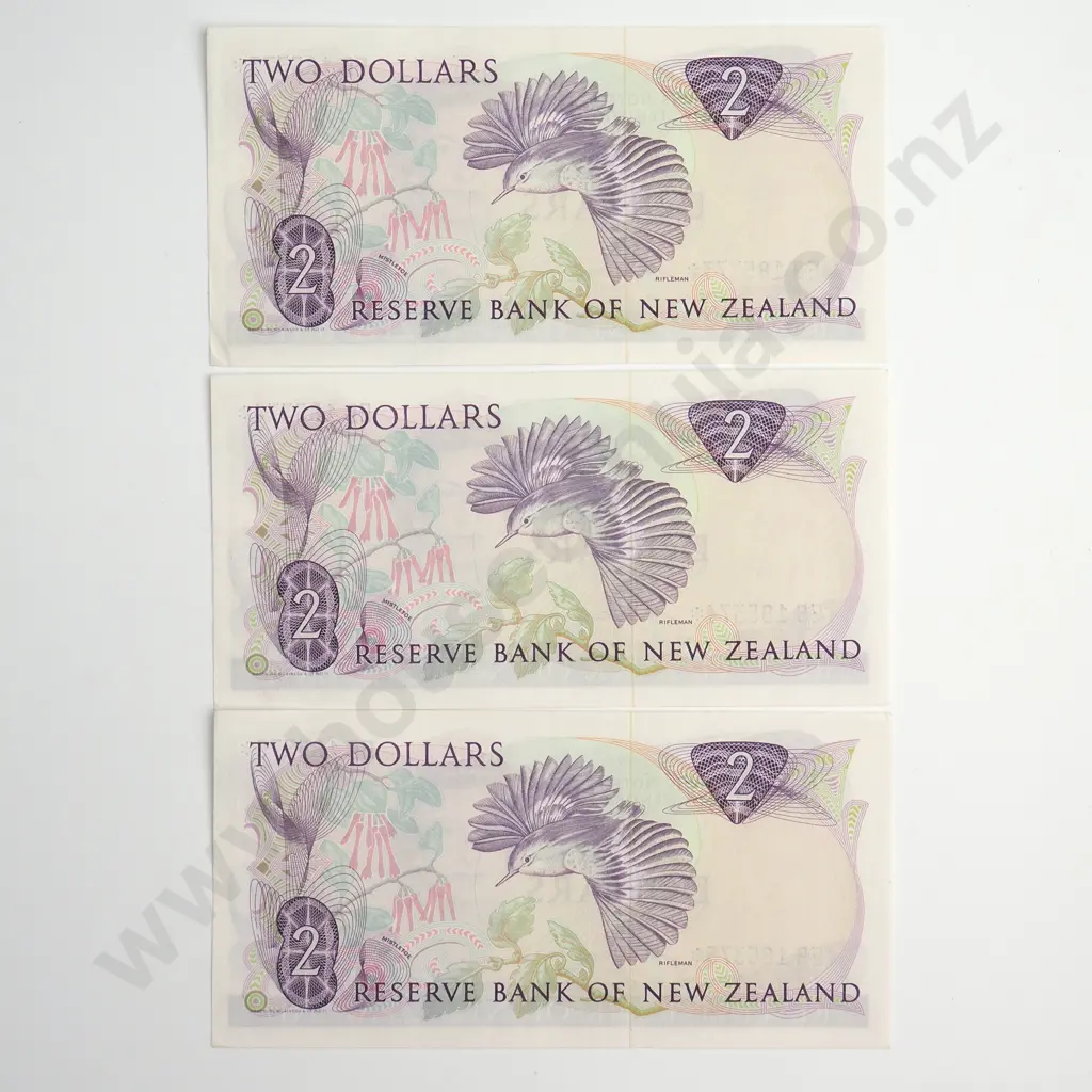 CONSECUTIVELY NUMBERED TRIO OF 2 DOLLARS NOTES, HARDIE TYPE II SIGNATURES, PREFIXES EB *, aUNC Image 1++