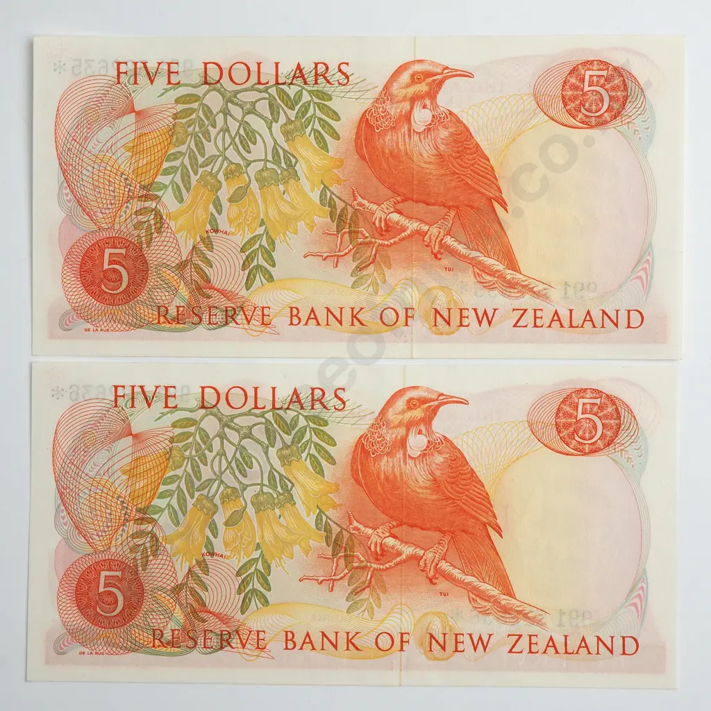 KNIGHT CONSEC PAIR STAR NOTES 5 DOLLARS BANKNOTES Almost UNCIRCULATED Image 1++