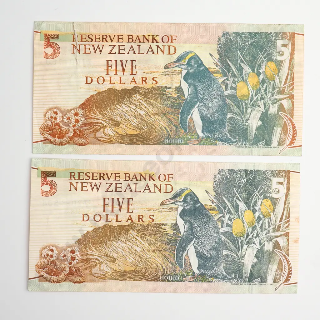 TWO NZ BRASH ZZ REPLACEMENT 5 DOLLARS BANKNOTES UNCIRCULATED $110 Image 1++