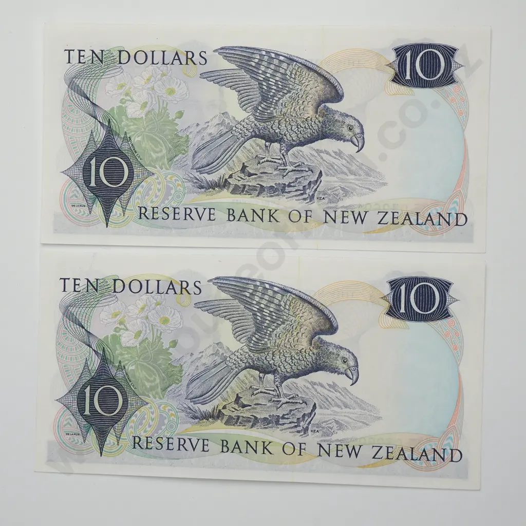 HARDIE CONSEC PAIR 10 DOLLARS BANKNOTES ND(1977-81) P.166d aUNC CCV$250 Image 1++