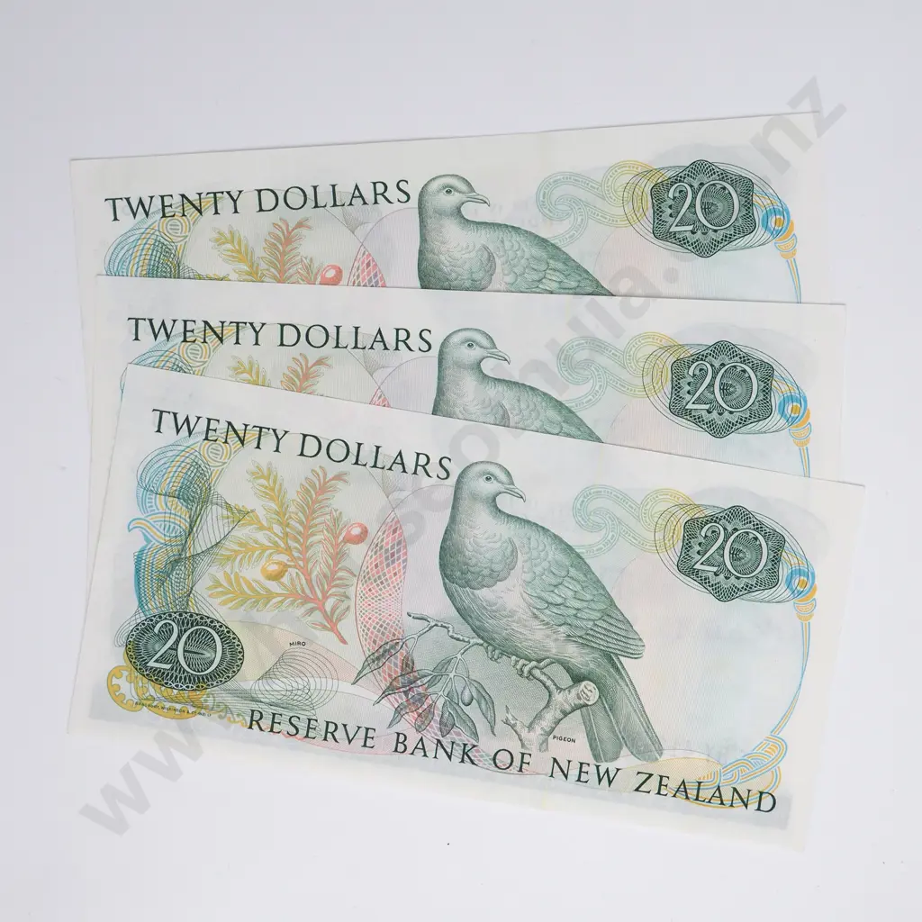 HARDIE CONSEC TRIO 20 DOLLARS BANKNOTES ND(1981-85) P.173a UNCIRCULATED CCV$450 Image 1++