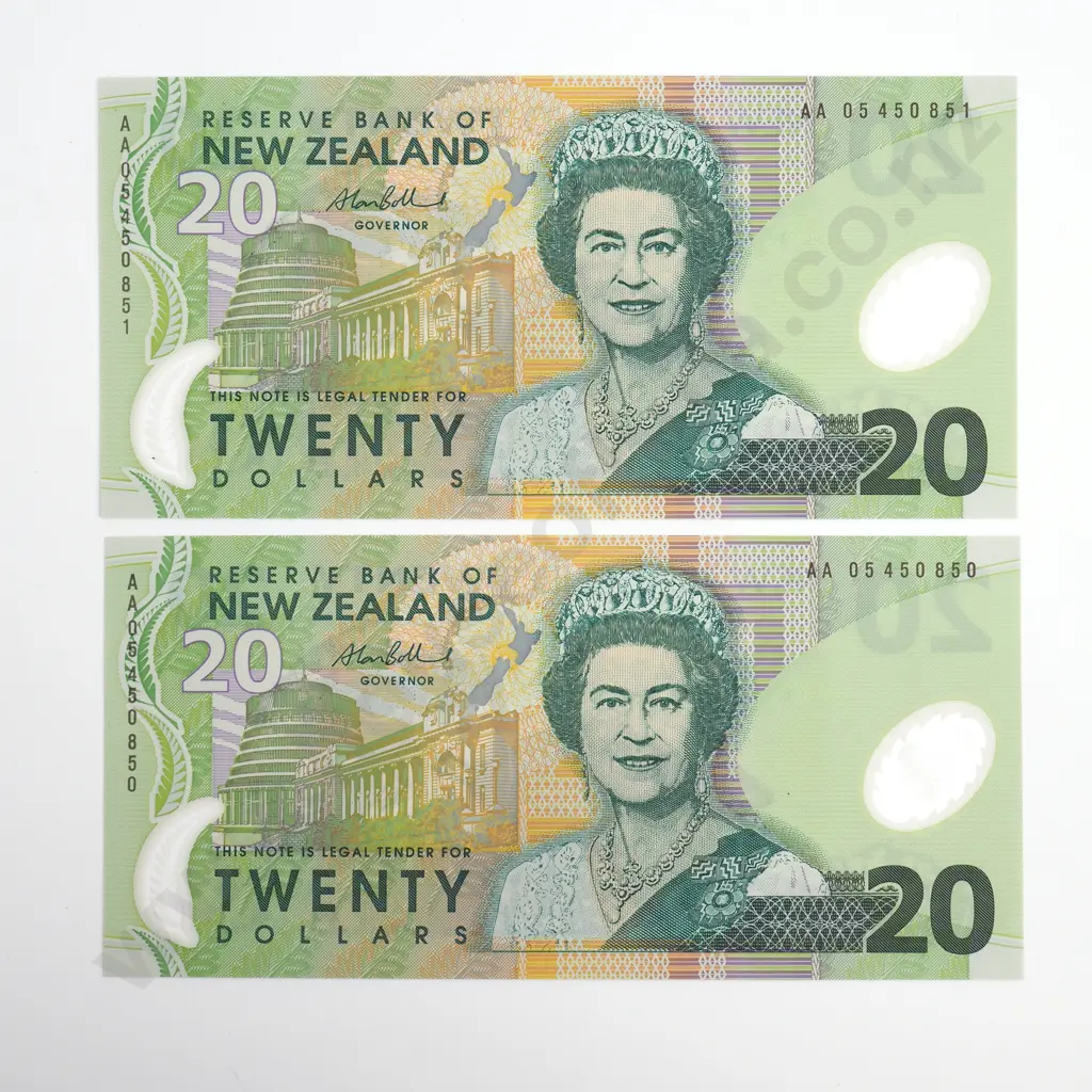 Bollard Consecutive Pair 20 Dollars Banknotes, 1st Prefix, Uncirculated Image 1++