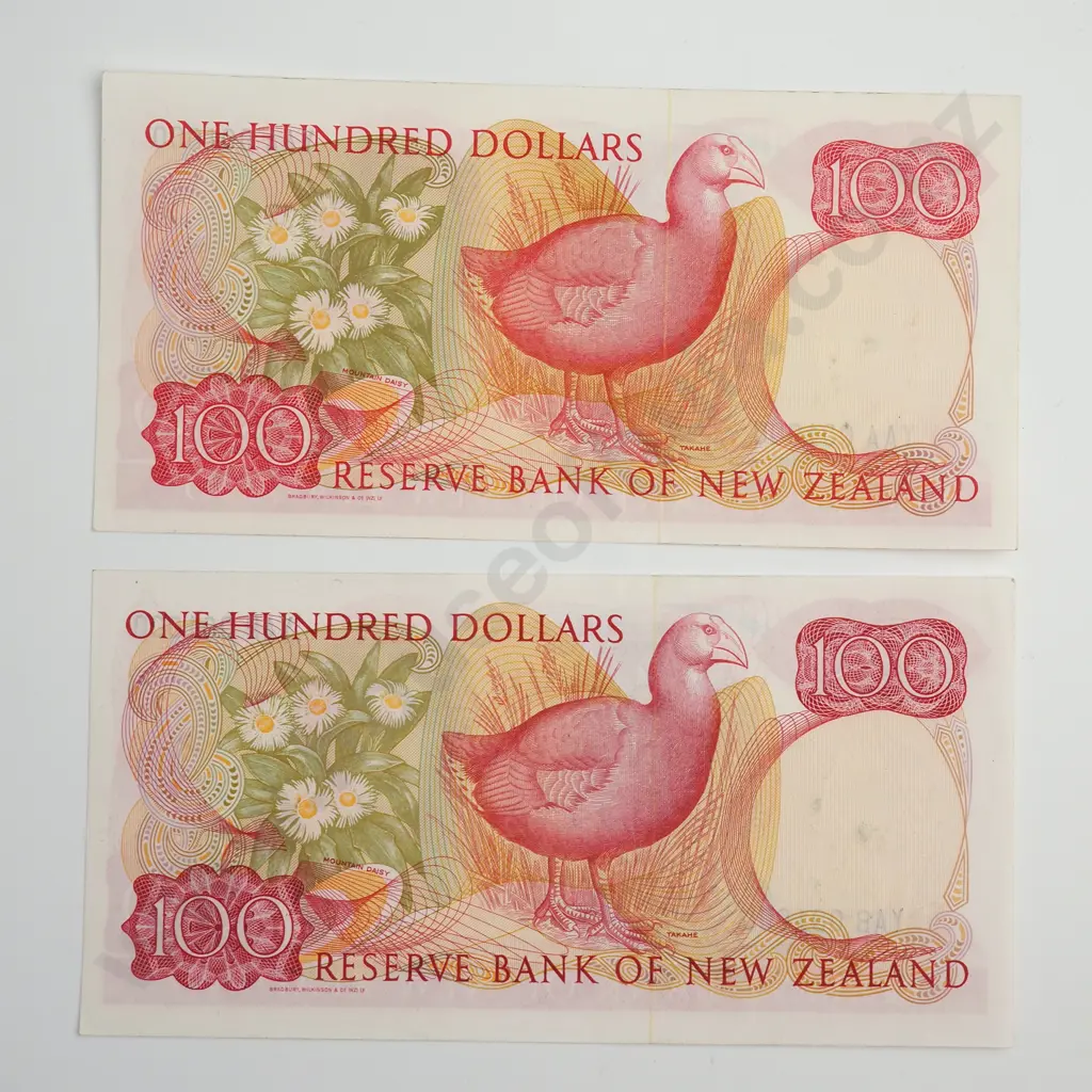 HARDIE/RUSSELL SAME SERIAL PAIR 100 DOLLARS BANKNOTE ND(1981-85) Virt. UNCIRCULATED/UNCIRCULATED CV$2500 Image 1++