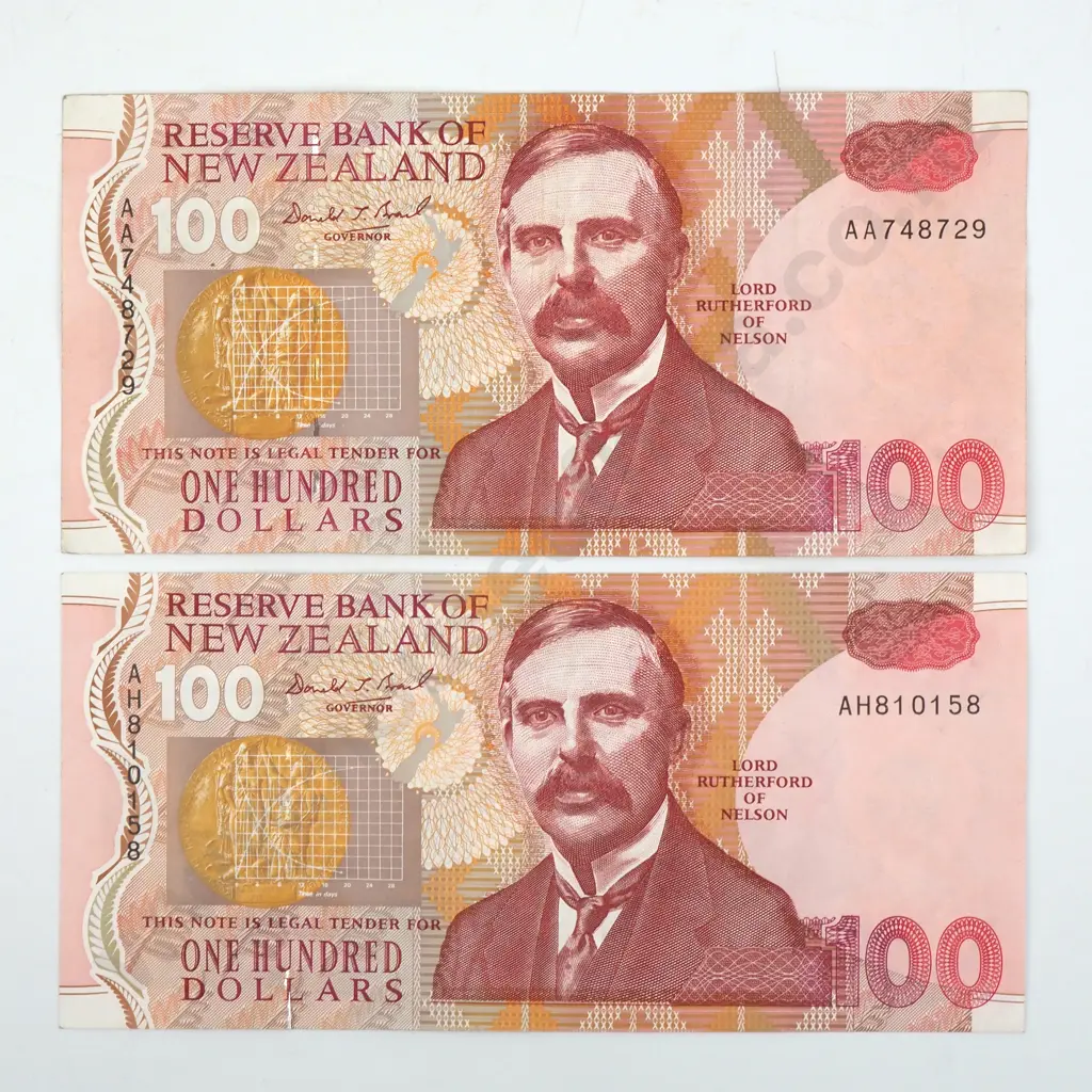 TWO NEW ZEALAND 100 DOLLARS BRASH BANKNOTES ONE WITH SMALL TEAR Image 1++