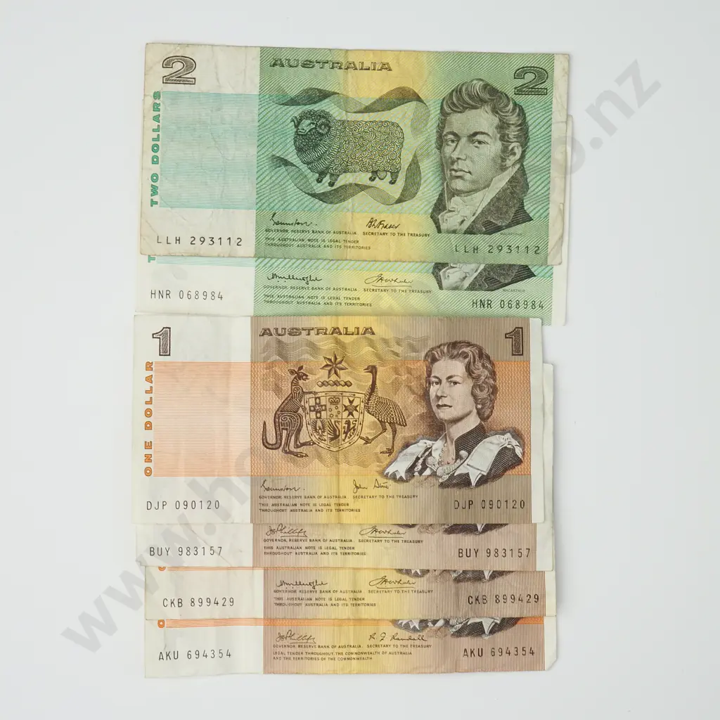 AUSTRALIA Four 1 dollar & two 2-dollar notes Image 1++