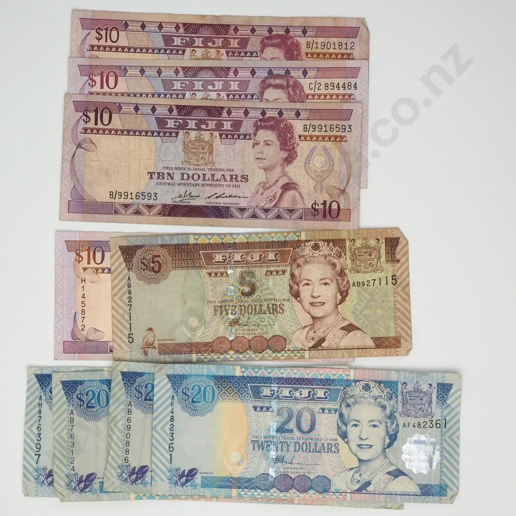 FIJI Assorted lot of older notes, face value $125 Image 1++