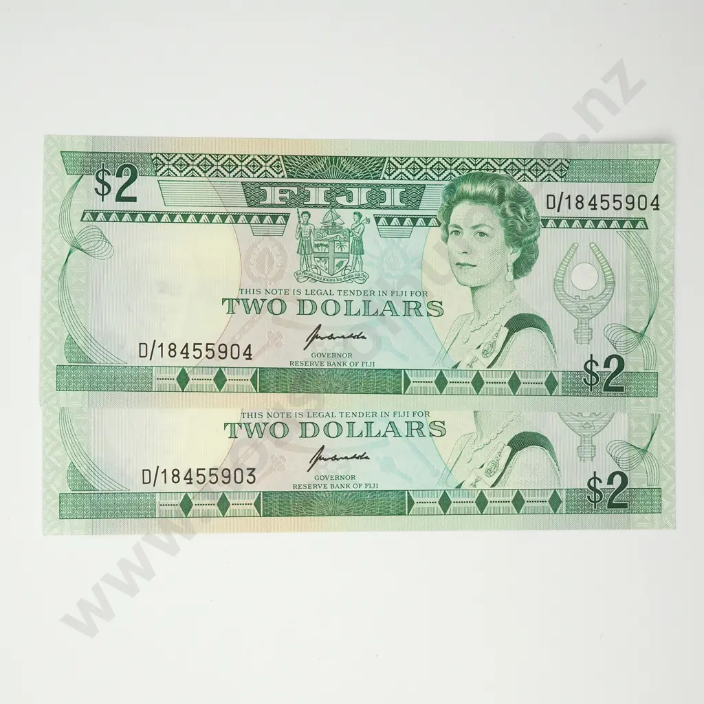 FIJI consecutively numbered 2x 2 dollars, AUNC Image 1++