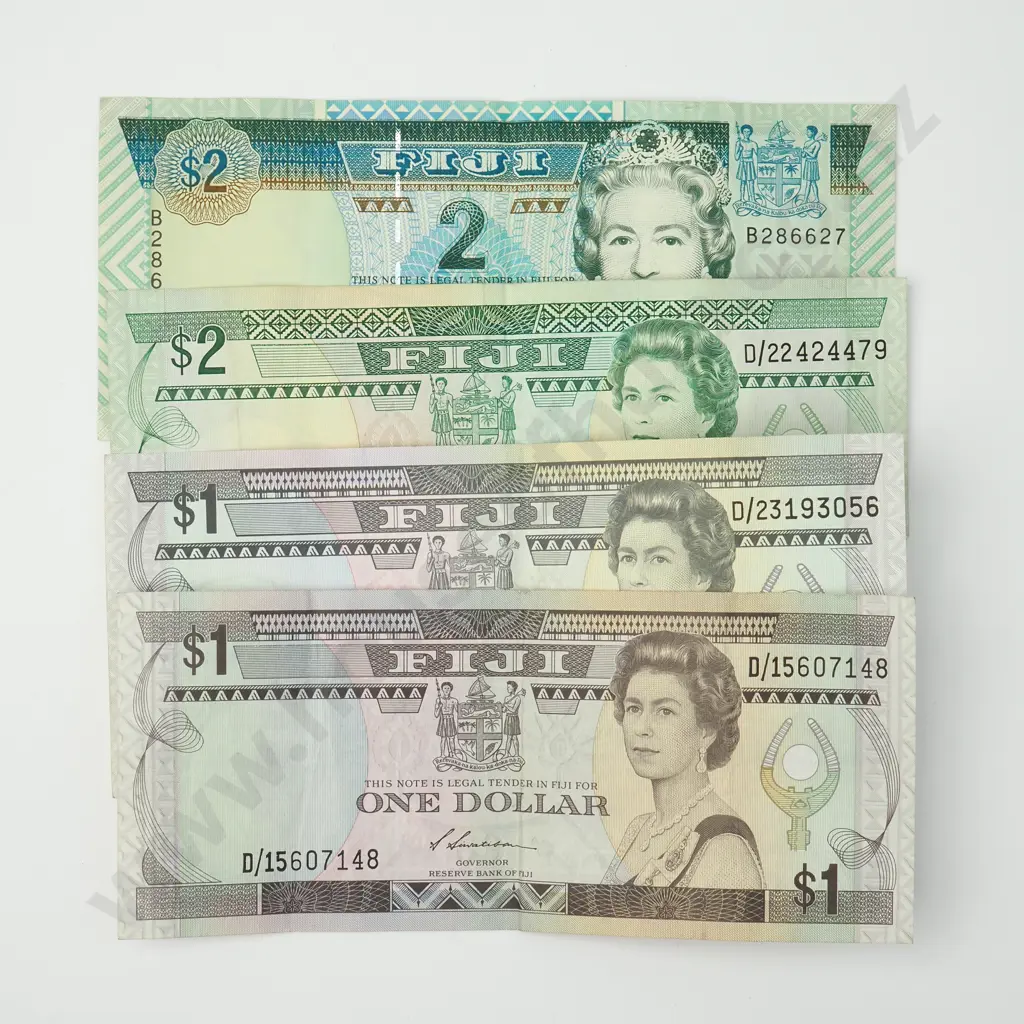 FIJI Assorted lot of notes Image 1++
