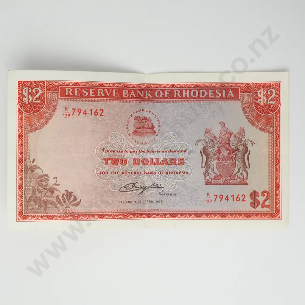 RHODESIA Reserve Bank of Rhodesia 2 dollars, 1977, Better Grade (centre crease) Image 1++
