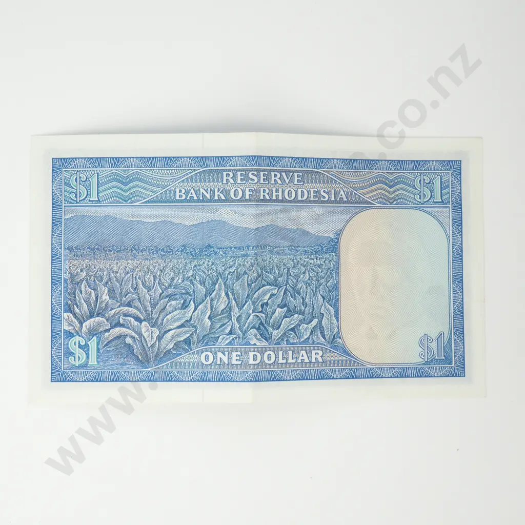 RHODESIA Reserve Bank of Rhodesia 1 dollar, 1976, Better Grade (centre crease) Image 1++