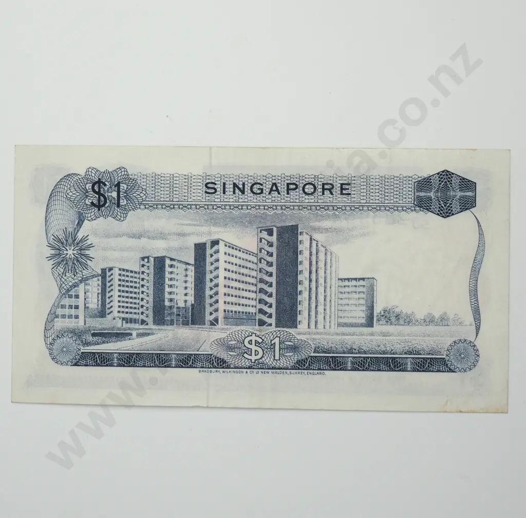 SINGAPORE 1 dollar, 1971 ( with seal ), EF Image 1++
