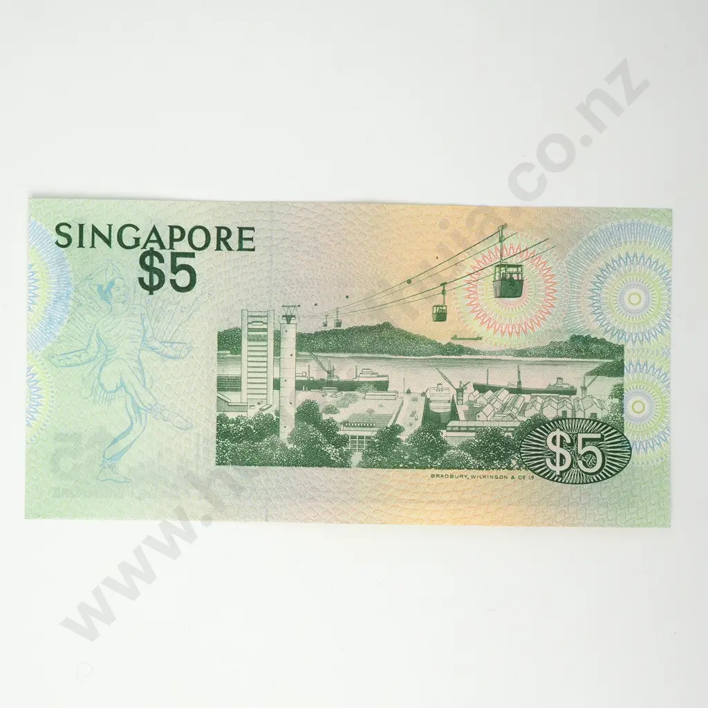 SINGAPORE 5 dollars, AUNC Image 1++