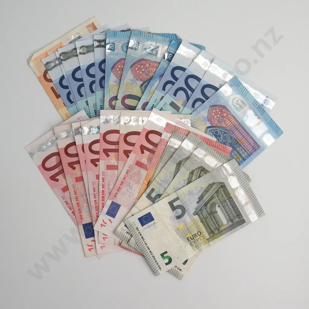 EURO €395, approximately NZD $783 Image 1++