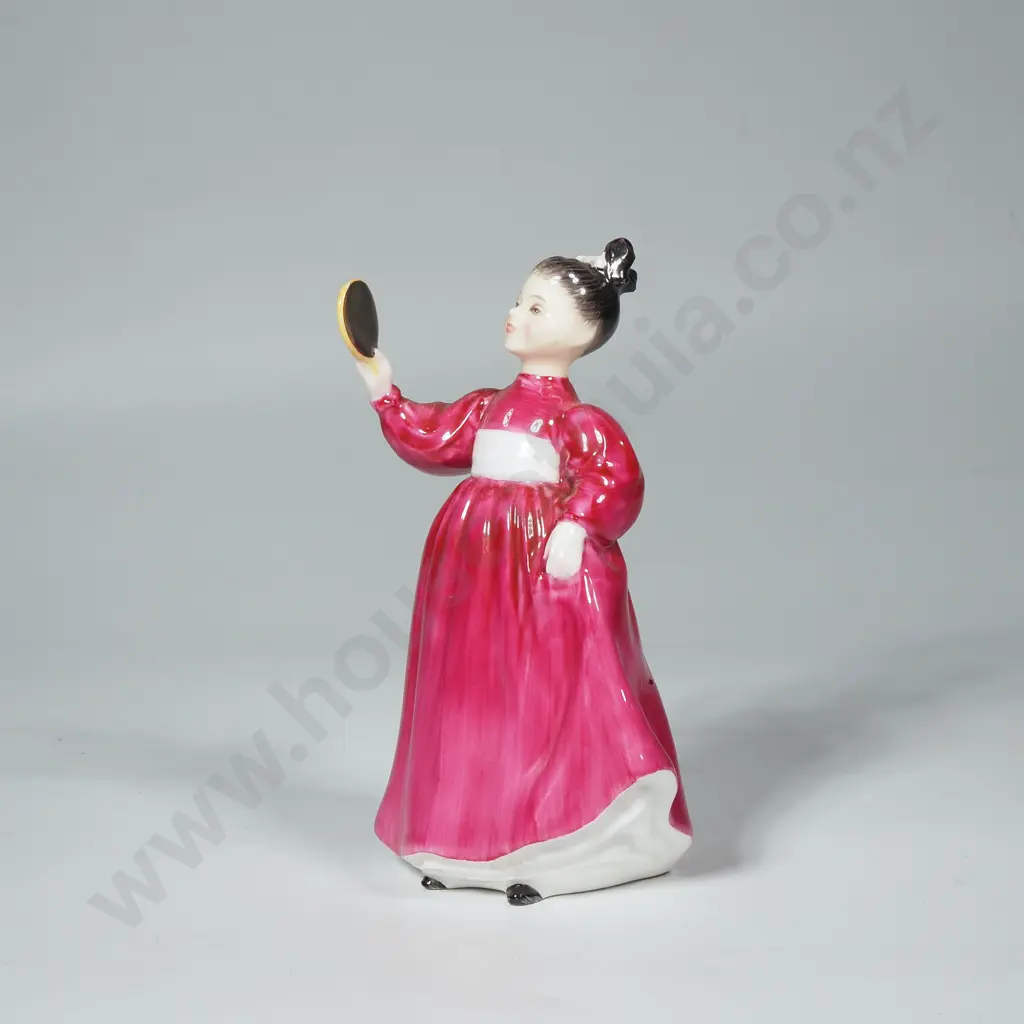 Vintage Royal Doulton Figure "Vanity". HN 2475 Image 1++
