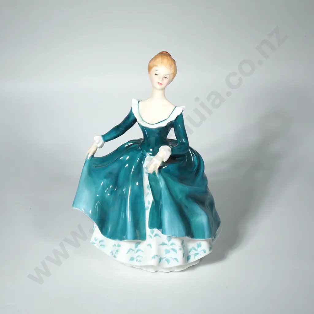 Vintage Royal Doulton Figure Janine. HN 2461 Image 1++