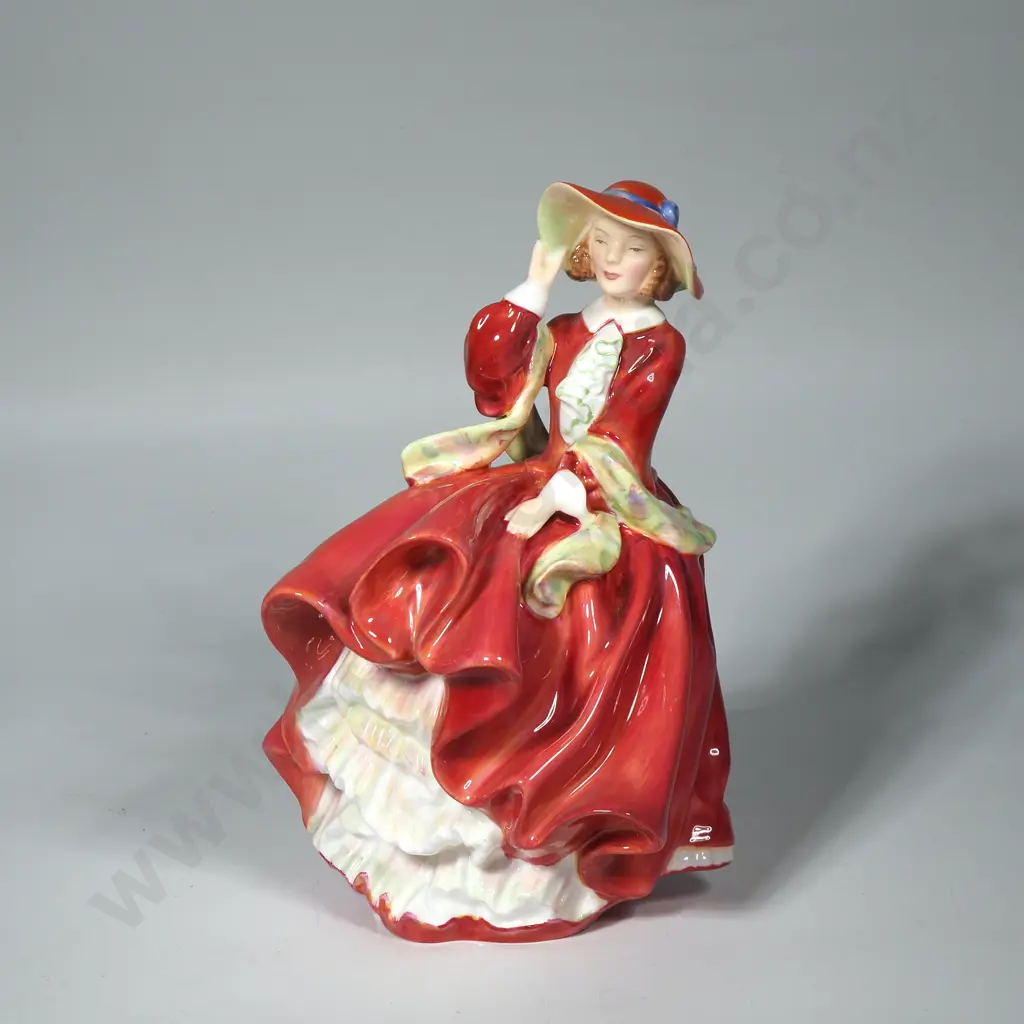 Vintage Royal Doulton Figure  "Top Of The Hill" HN 1834 Image 1++