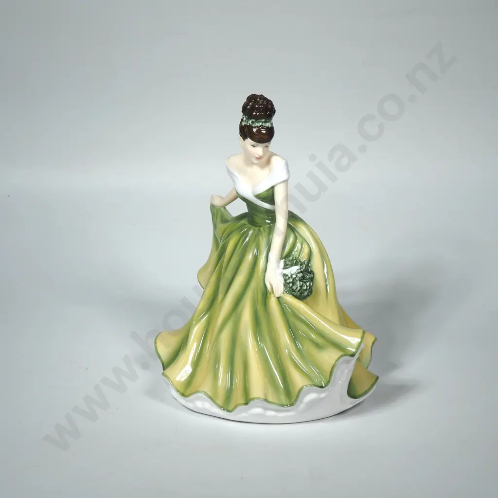 Royal Doulton Figure Flower Of The Month December -Mistletoe Affection. HN 5511 Image 1++