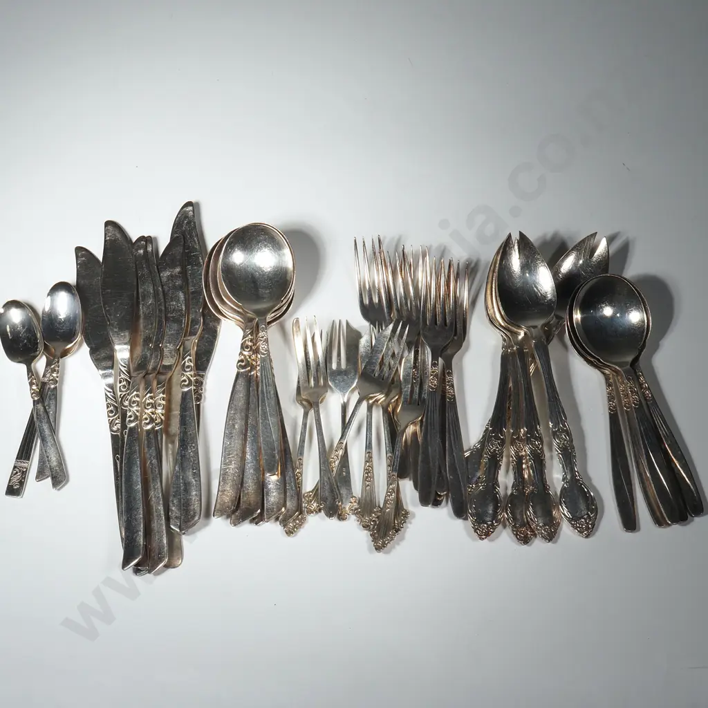 Quantity of Silver Plate Cutlery Image 1++