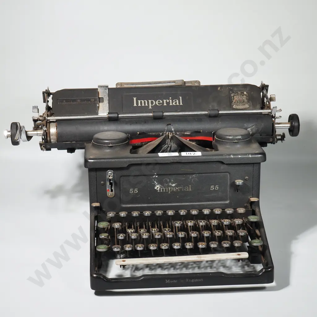 Antique Imperial Typewriter Image 1++