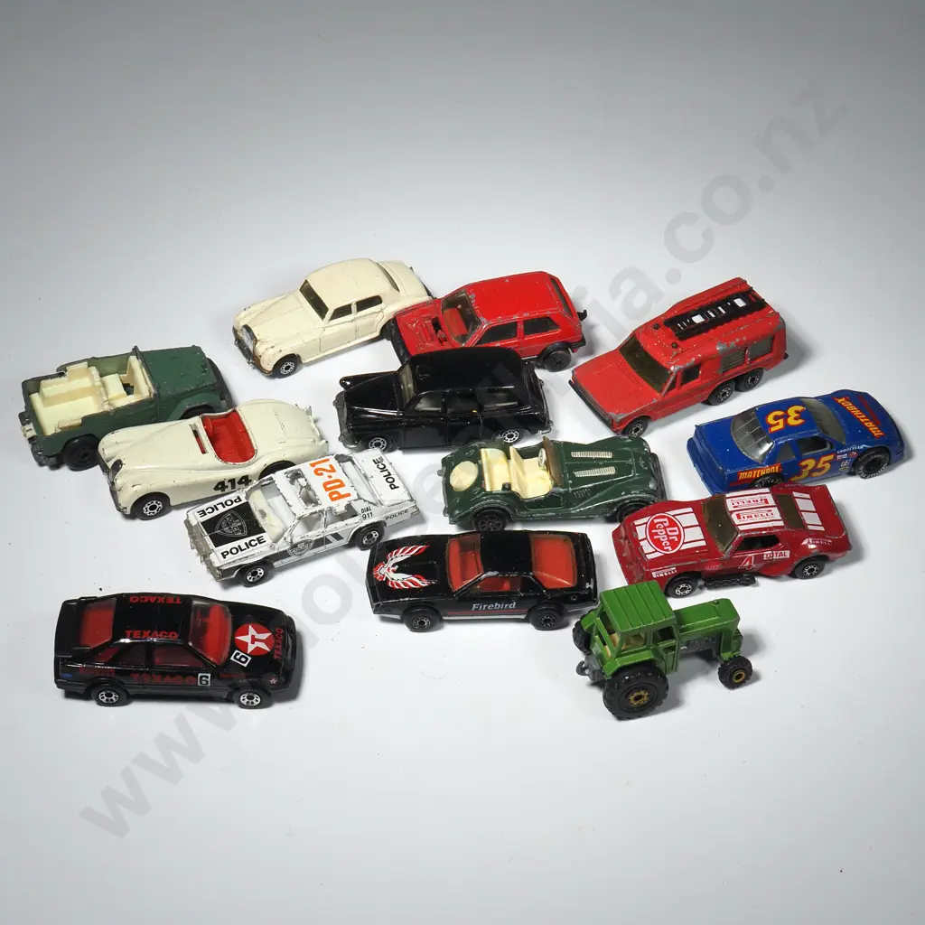Collection of Mainly  Matchbox Cars Image 1++