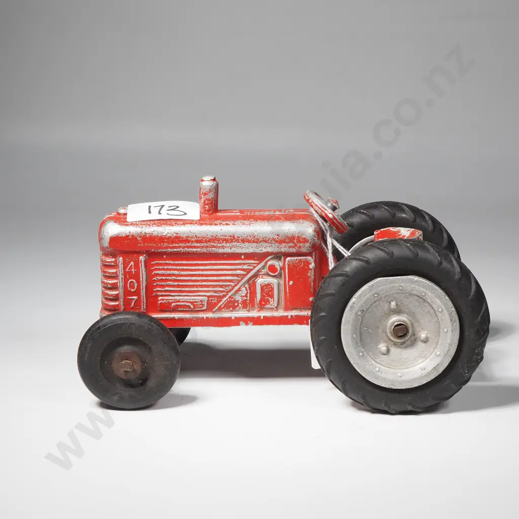 Red Cast Aluminium Toy Tractor, No 47 Image 1++