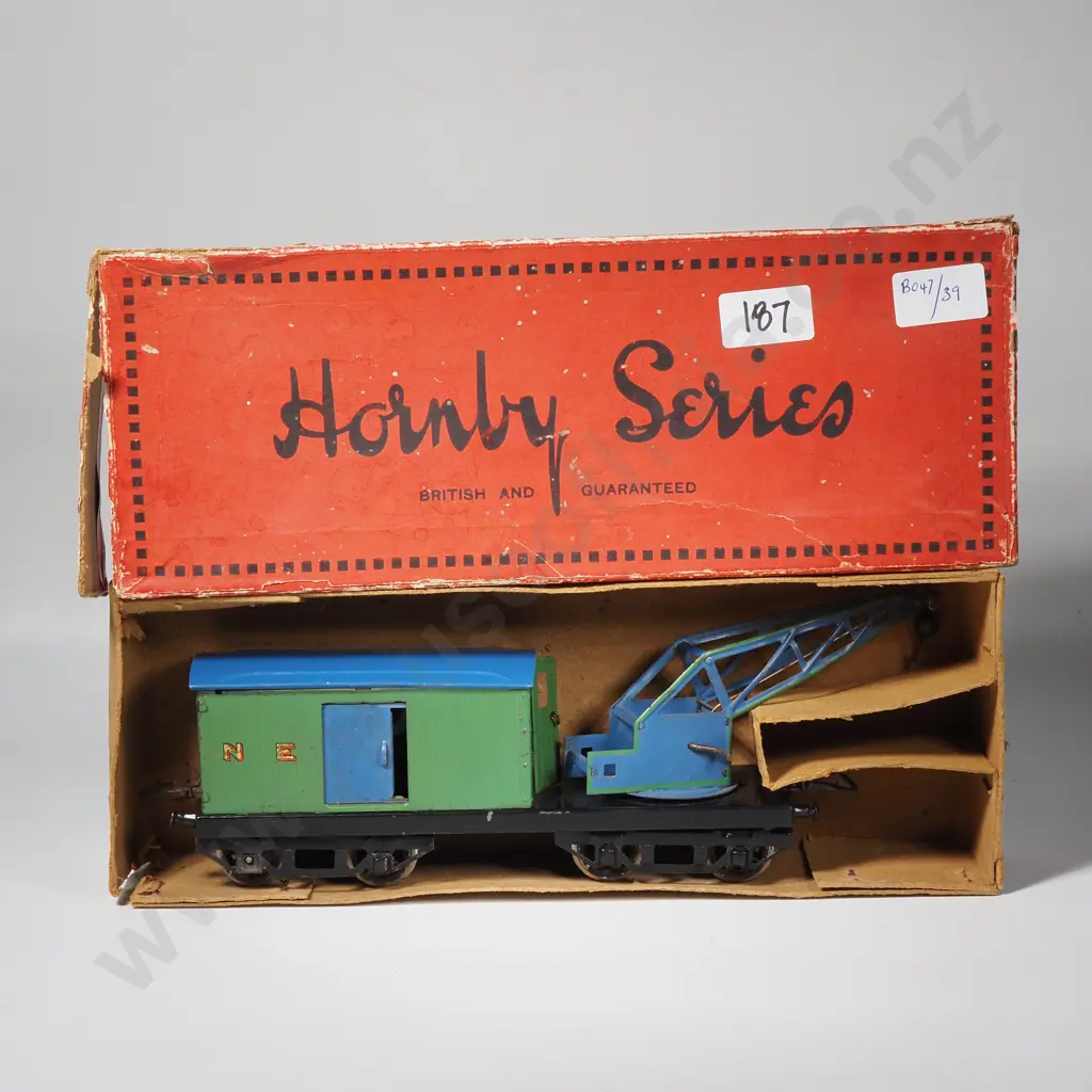 Hornby Breakdown Van & Crane Model Railway Carriage in Original Box Image 1++