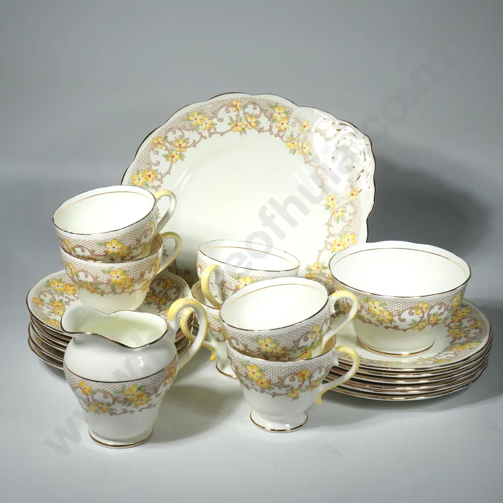 English Salisbury Fine Bone China Part Tea Set Image 1++