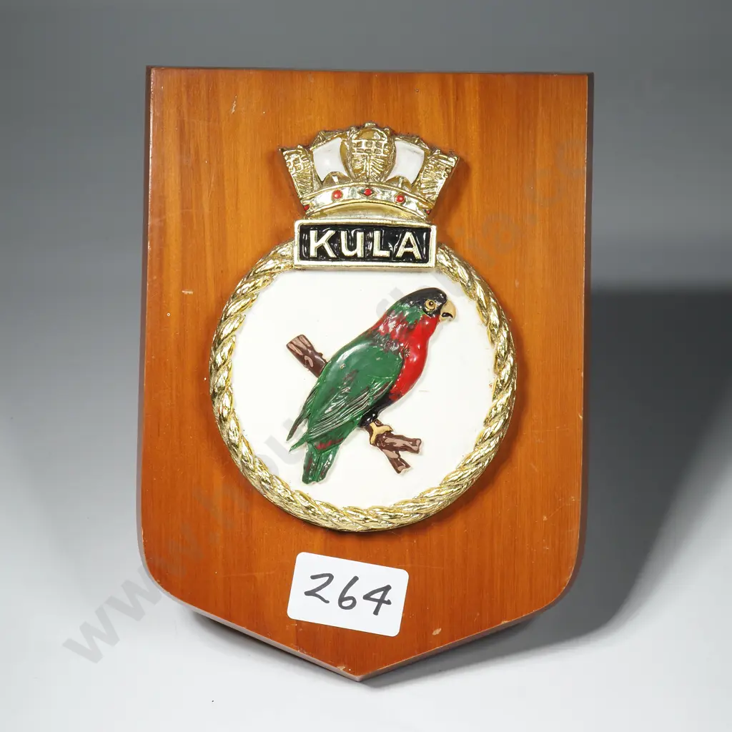 Plaque Featuring the Badge of HMNS Kaniere, a Royal NZ Ship Image 1++