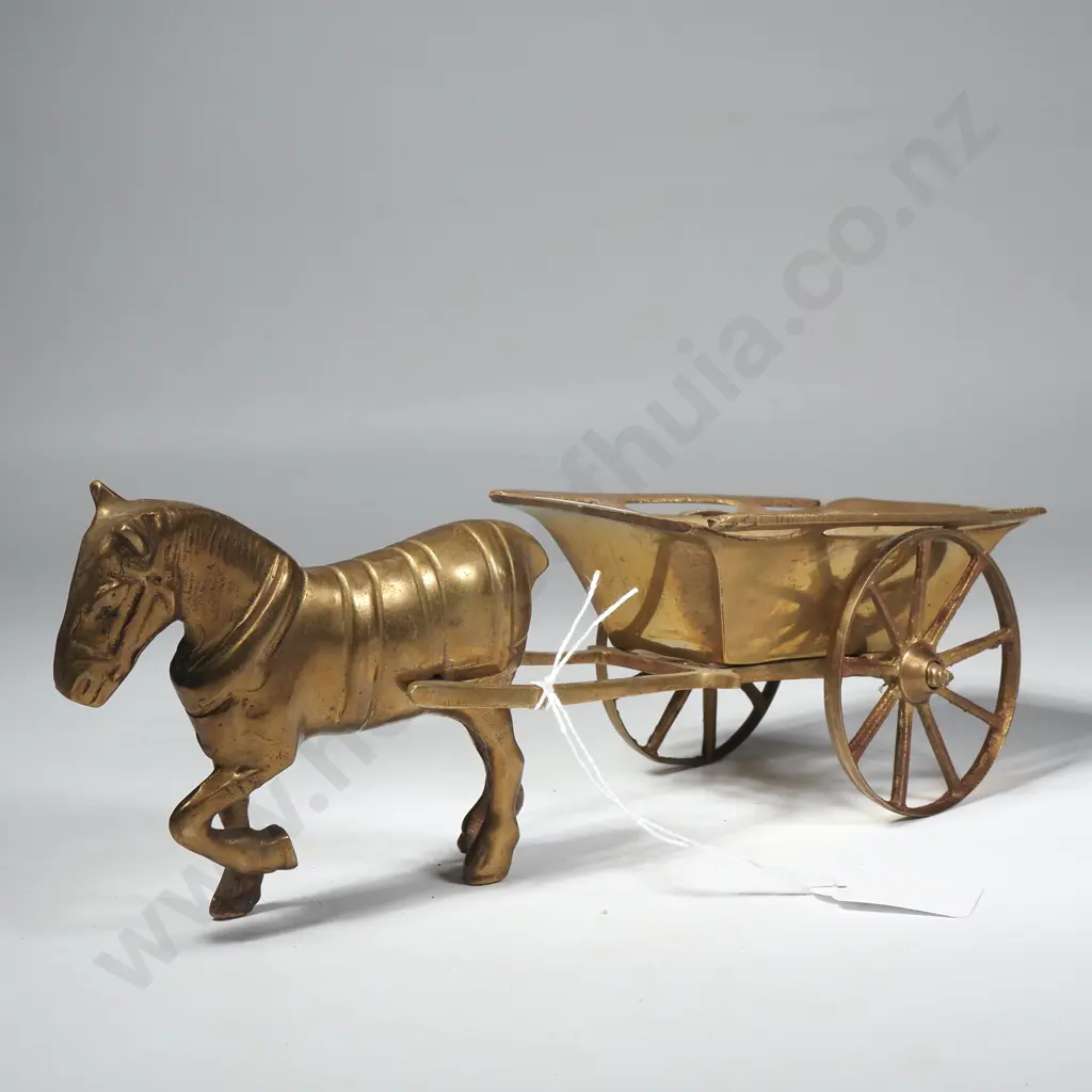 Brass Horse & Cart Ornament Image 1++