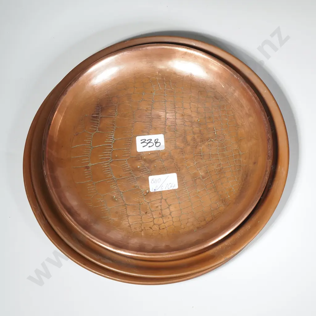 3 x Antique Copper Serving Trays, One by Joseph Sankey Image 1++