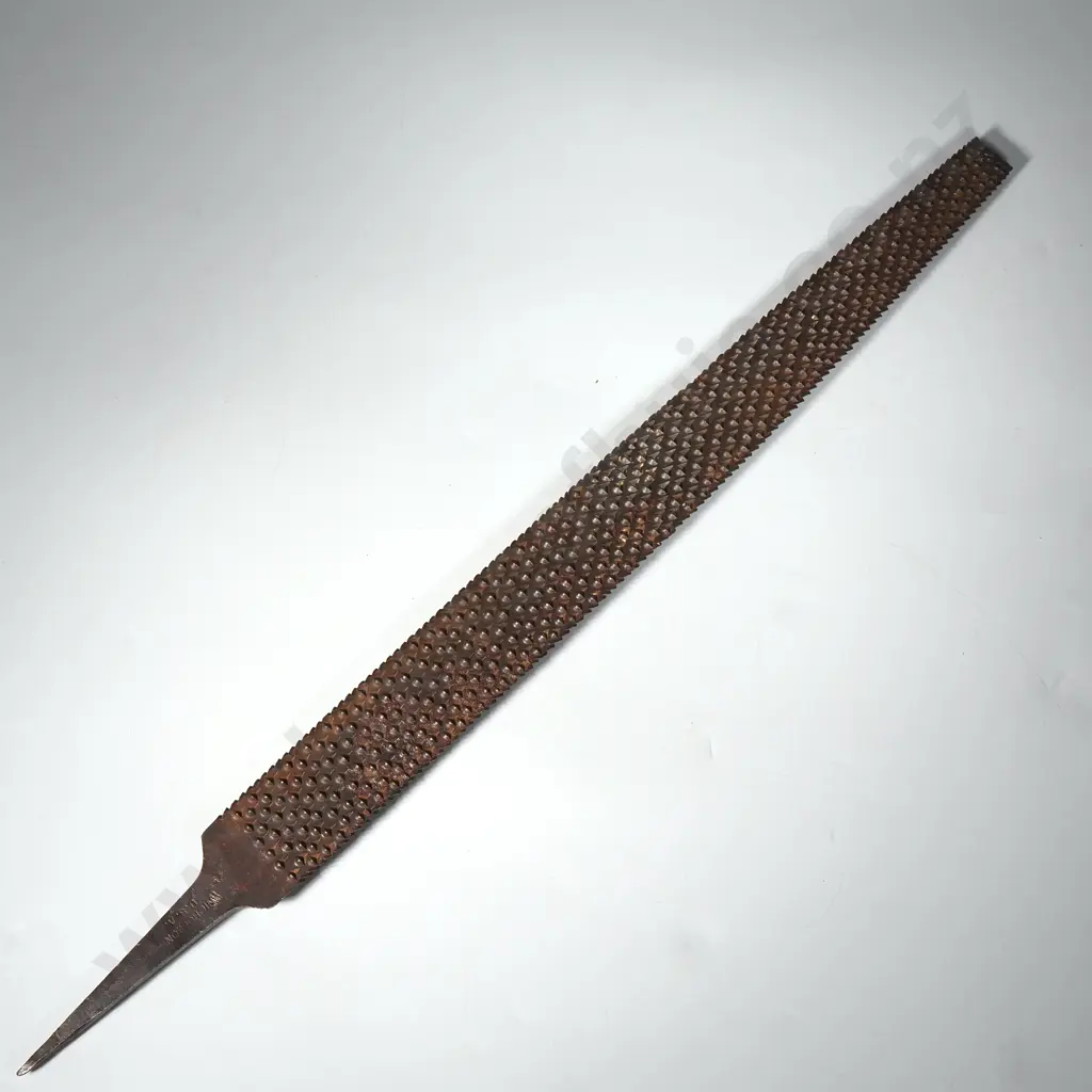 Vintage Tanged Metal Rasp, Possibly a Hoof Rasp Image 1++