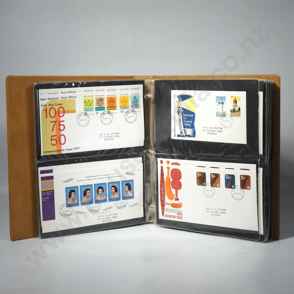 Philatelic Album Containing A Large Quantity Of NZ Post Office First Day Covers Dating From 1949 Image 1++