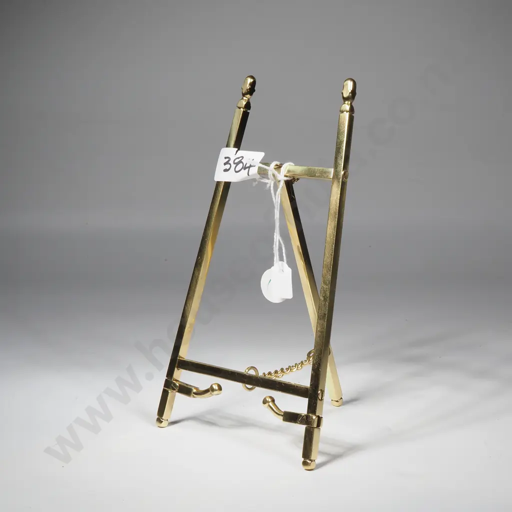 Small Easel Image 1++