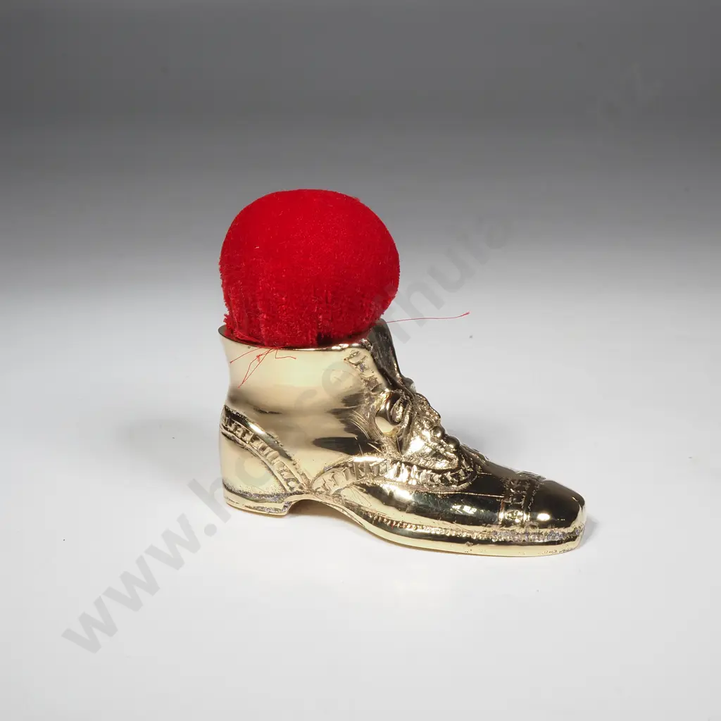 Shoe Shaped Pin Cushion Image 1++
