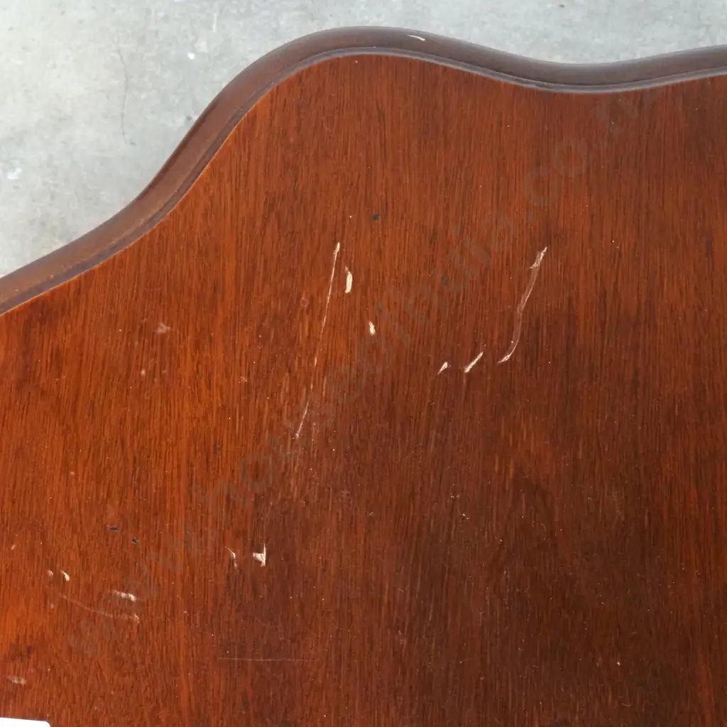 Small Mahogany Occasional Table on a Tripod Base & Scalloped Edge Image 1++