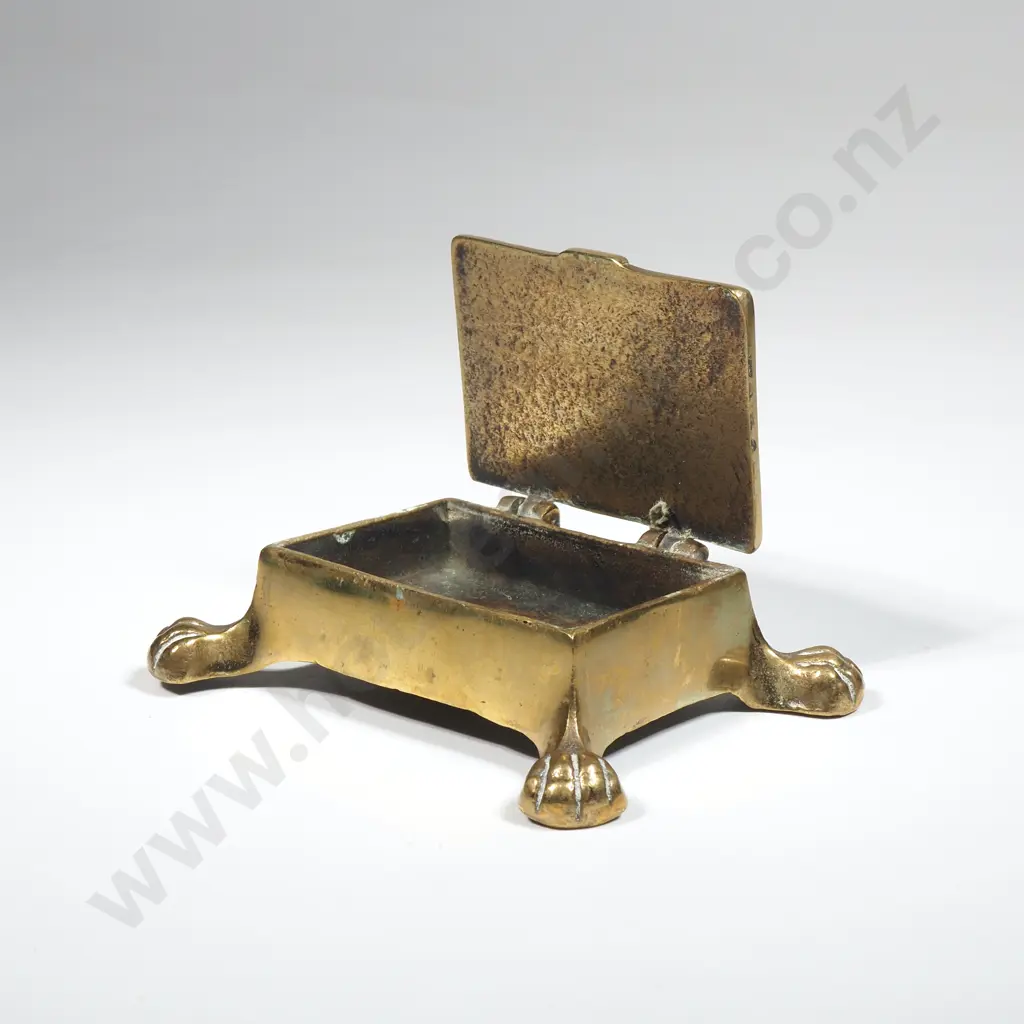 Small Vintage Brass Hinged Box Made For the NZ Centennial Exhibition  Image 1++