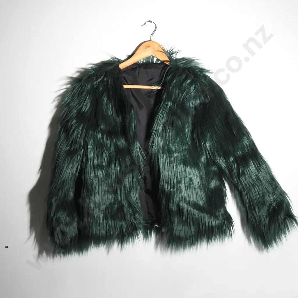 Faux Fur Jacket - Green Image 1++