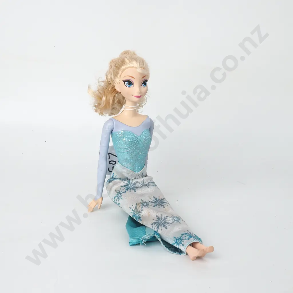 Frozen Elsa Barbie Style Doll Image 1++