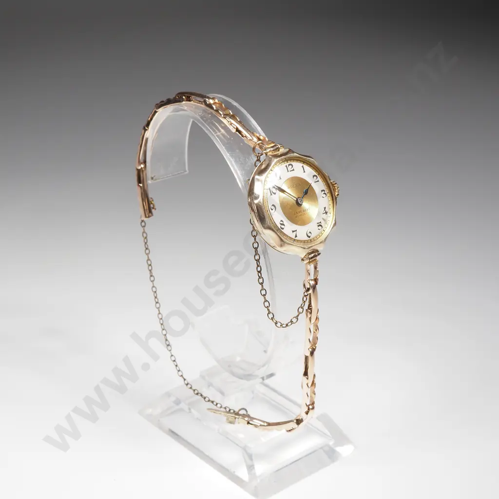 Antique 9ct Gold Rolex Ladies Wristwatch Image 1++