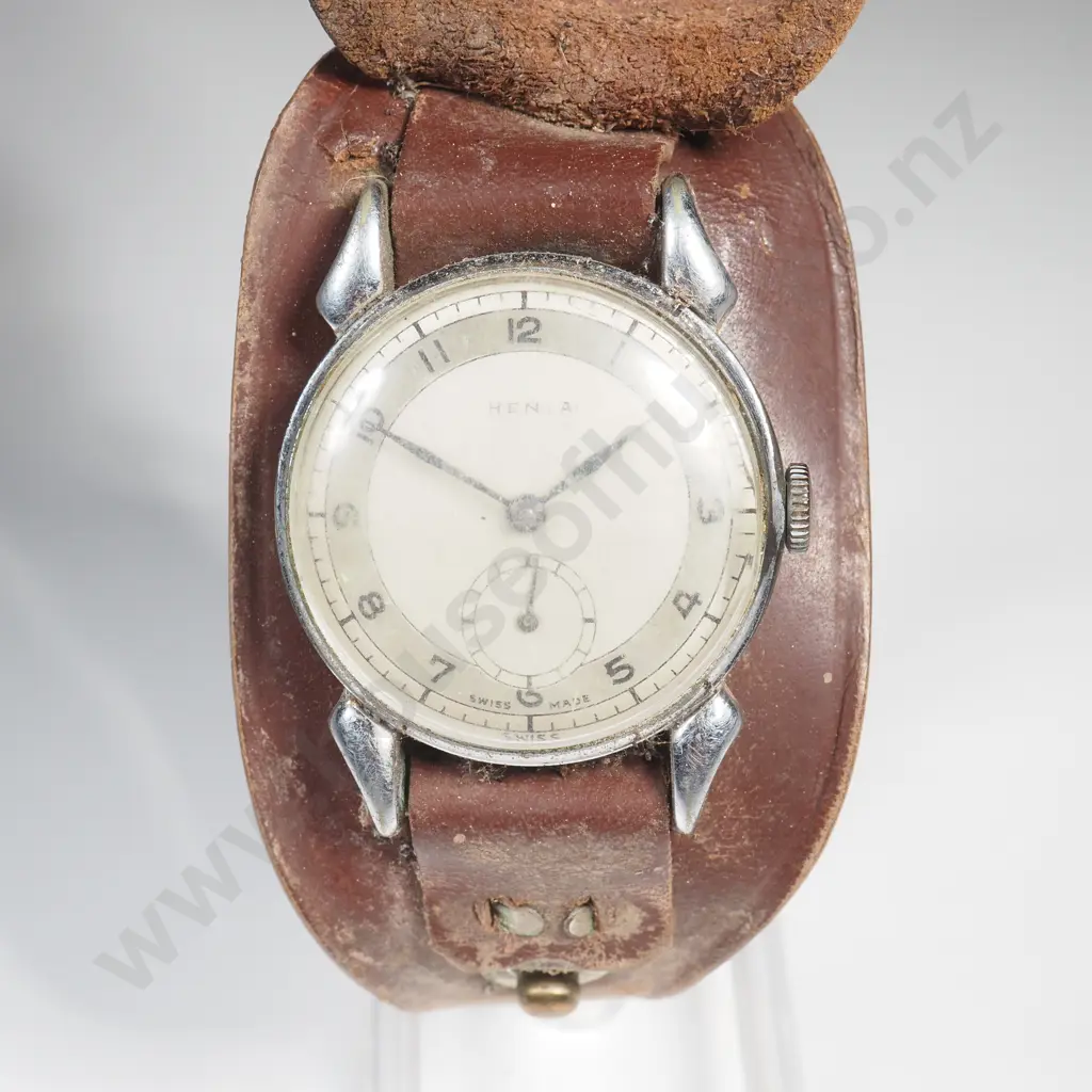 Vintage Henia Gents Wrist Watch & Protective Leather Case AF Image 1++
