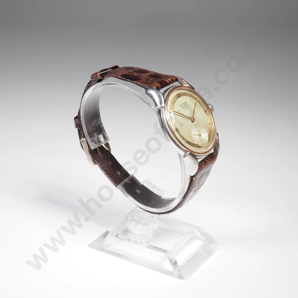 Exquisite Vintage Record Gents Wristwatch Image 1++