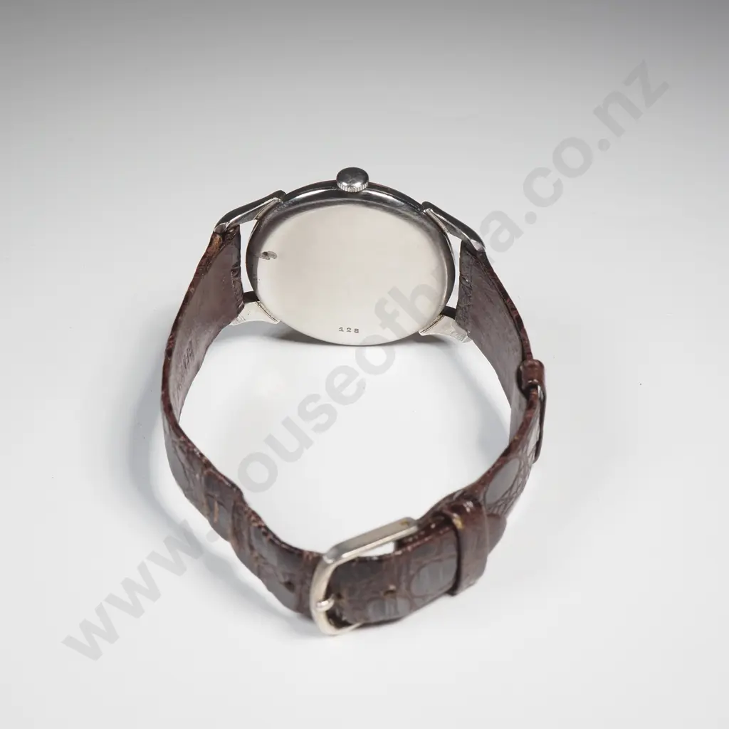 Exquisite Vintage Record Gents Wristwatch Image 1++