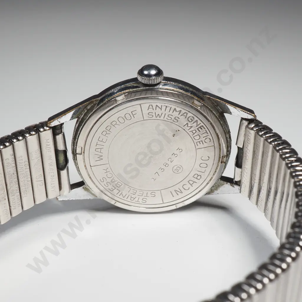 Vintage Technos Titan Gents Wristwatch Image 1++